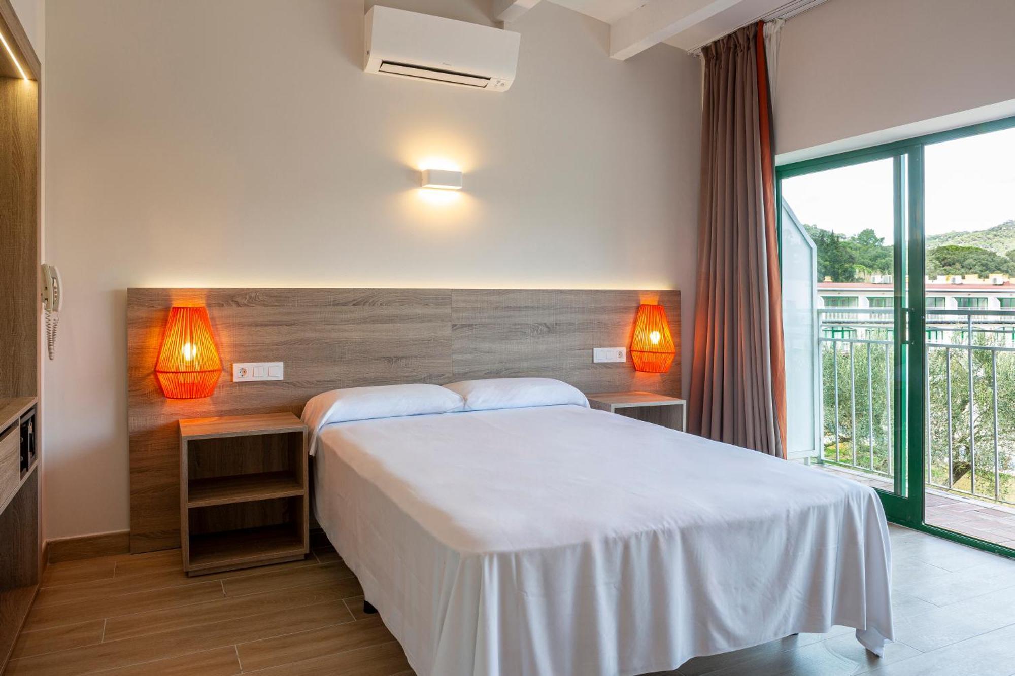 Medplaya Aparthotel Sant Eloi Tossa de Mar Dış mekan fotoğraf